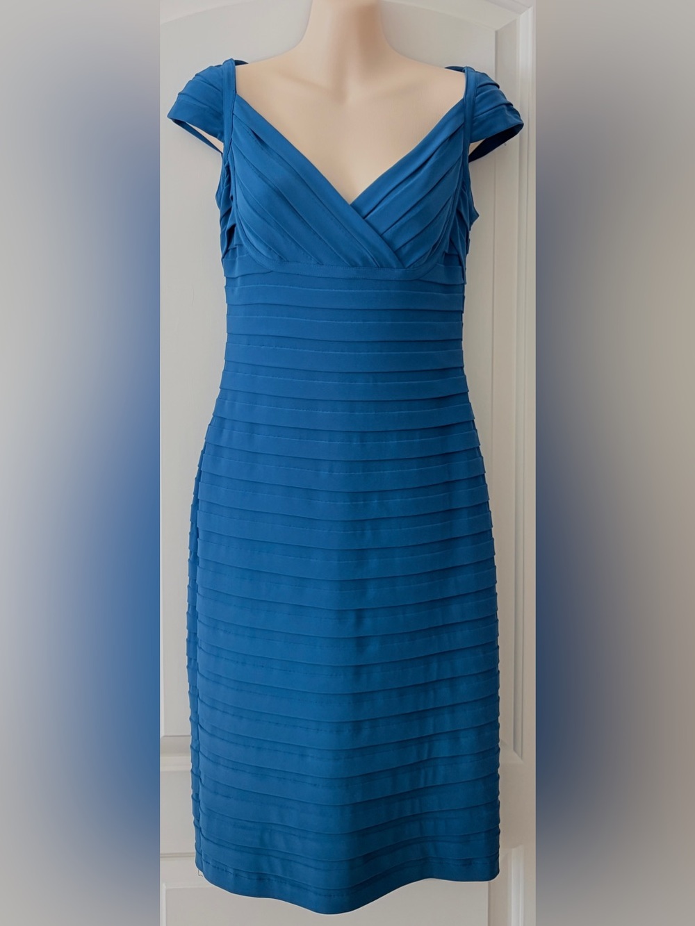 Adrianna Papell Blue Tiered V-Neck Midi Dress